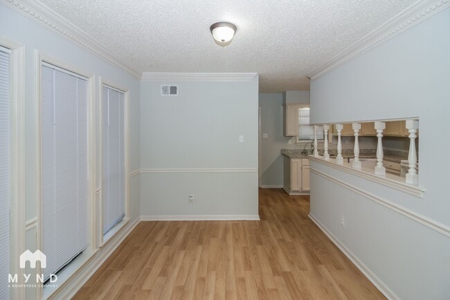 Photo - 3807 Ross Rd