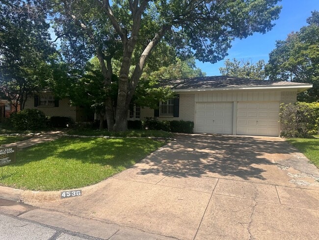 Photo - Overton Park home for Lease