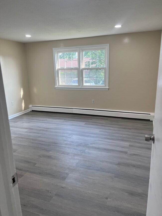 Photo - 4 Loveland Hill Rd Unit B4