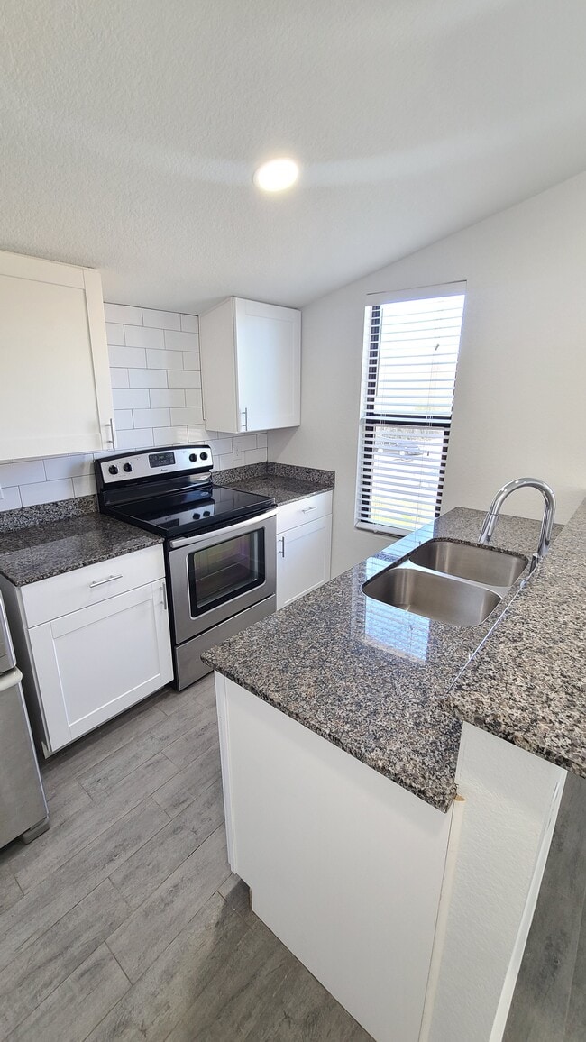 Photo - 7406 Geneva Dr