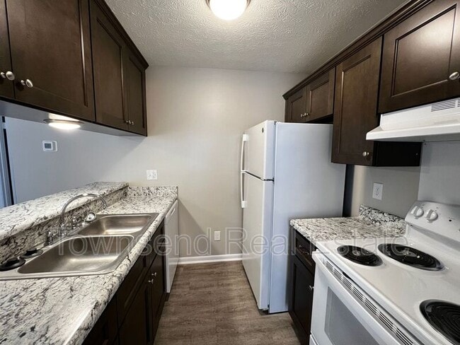 Photo - 1429 Ireland Dr