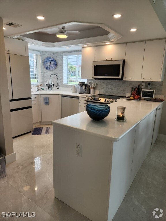Building Photo - 9 High Point Cir N Unit 101 Rental