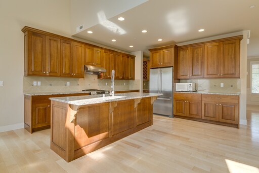 Photo - Beautiful & Spacious Kenmore Home for Rent!