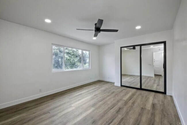Photo - 162 Terracina Way Unidad B