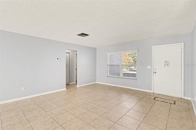 10157 Bluff Ct
