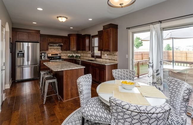 Photo - 239 S 87th St