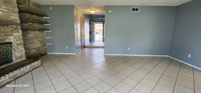 Photo - 7807 Lamppost Ct