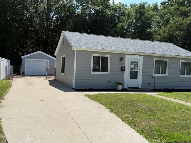 Photo - 3716 11th Ave