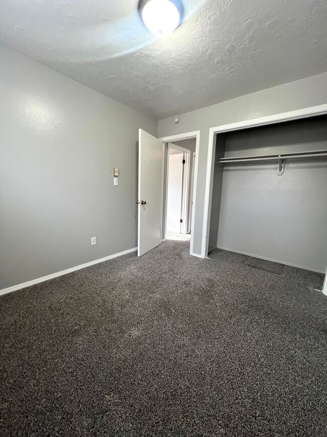 Photo - 5017-5019 Bannock Hwy Unidad 5019 Bannock Hwy