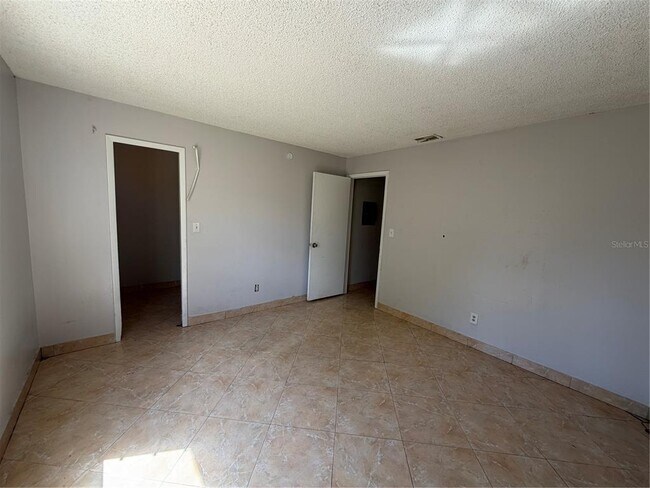 Photo - 5225 Via Hacienda Cir Unit B115