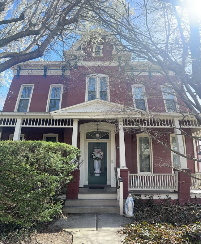 Front Entrance - 407 Hellam St Apartments Unit #3