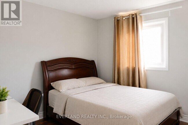 Photo - 3 Hartleywood Dr