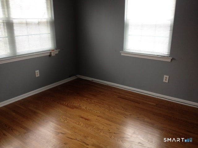Photo - 235 Red Oak Ln