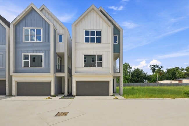 Building Photo - 7709 Earl Rudder Wy
