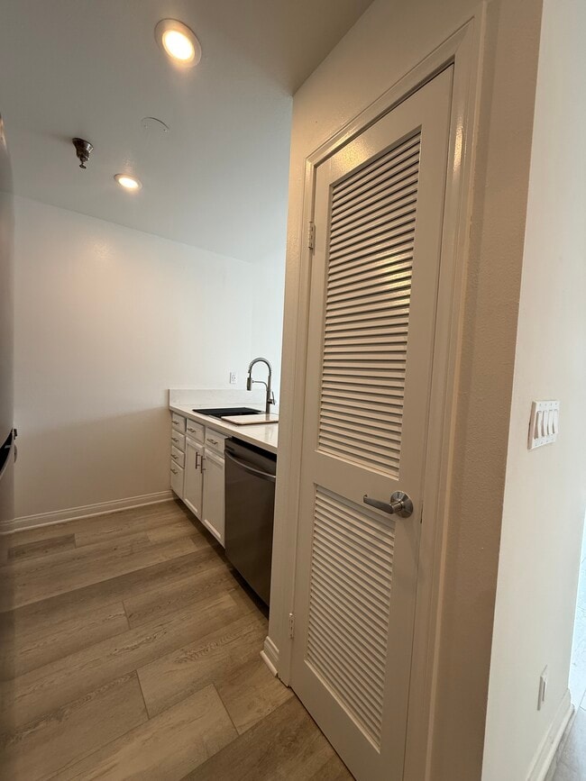 Photo - 1347 23rd St