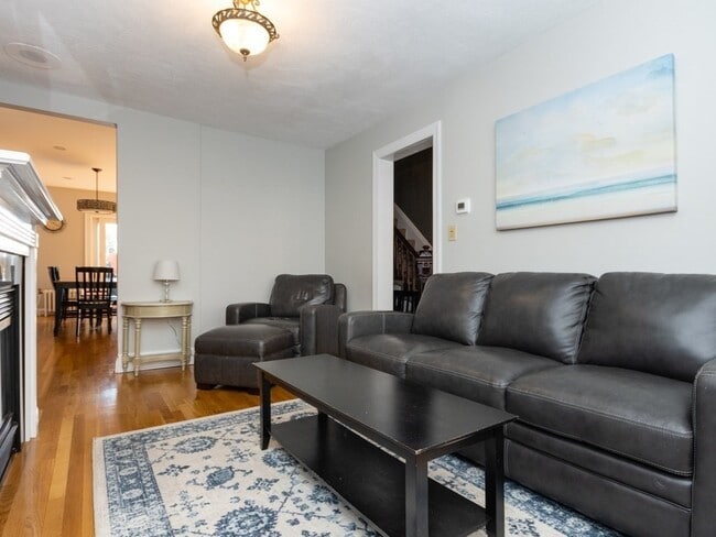 Photo - 45 Old Harbor St