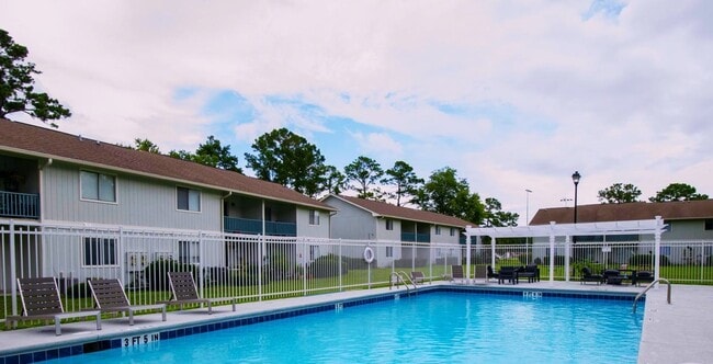 Building Photo - Hickory Plantation Rental