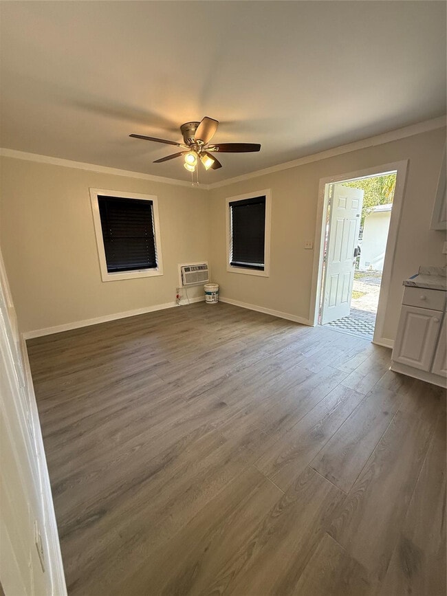 Photo - 3312 SE 3rd St Unit 1