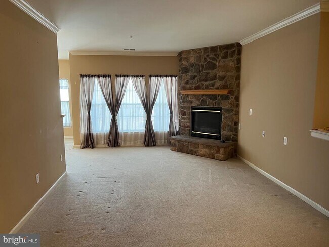 Photo - 812 Long Dr Unidad 812-F