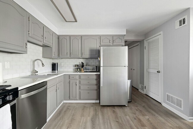 Photo - 1115 Mary Ann St Unit 1115-1