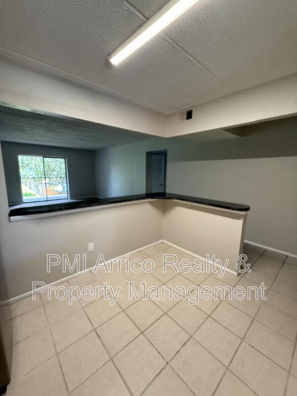 Photo - 2812 Somerset Park Dr Unit Apt 203