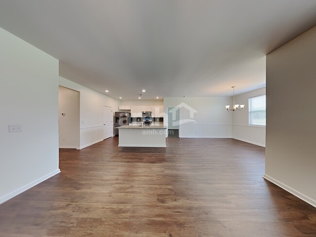 Photo - 304 Tessa Grace Wy