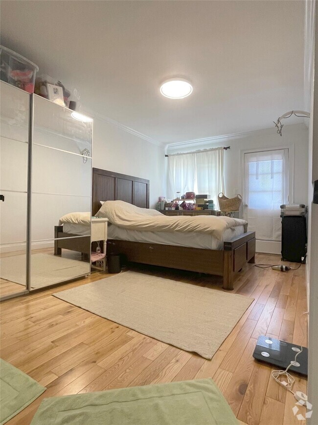 Building Photo - 32-42-42 74th Street Rental