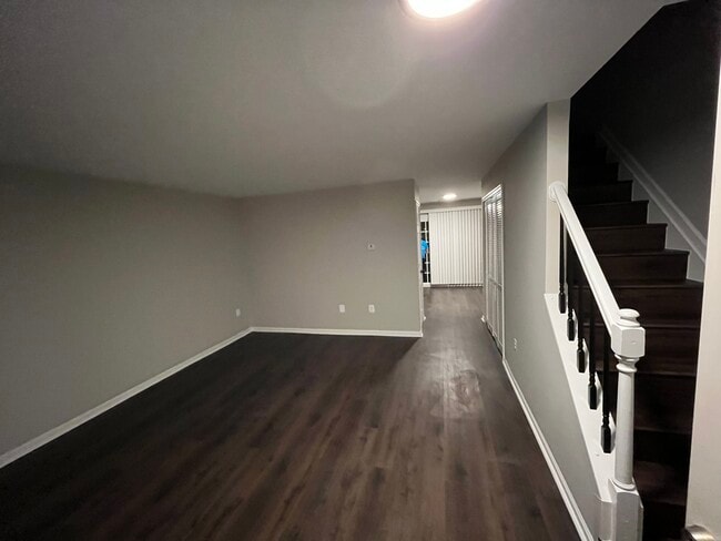 Photo - 6527 Old Carriage Ln