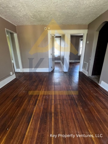 Photo - 187 Burrows St Unit 1