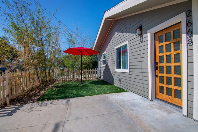 Photo - 2665 S Catalina St