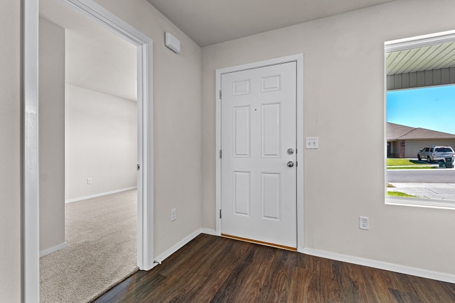 Photo - 2801 W McLaren Dr