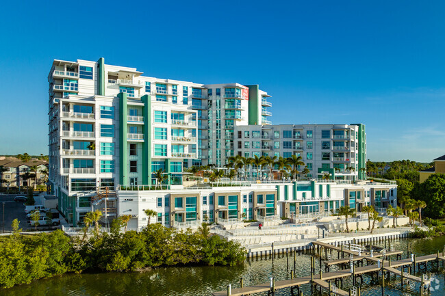 3015 N Rocky Point Dr E Tampa, FL - The Emerson at Rocky Point Apartamentos