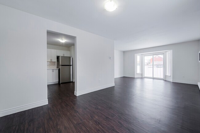 Photo - Maplewood Court