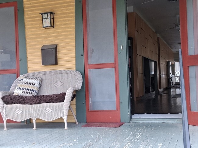 Photo - 6324 Annunciation St