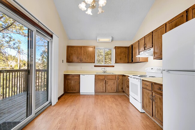 Photo - 26172 Center Dr