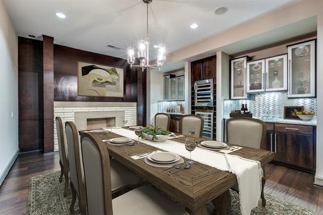 Photo - 1700 Cedar Springs Rd Unidad 2503