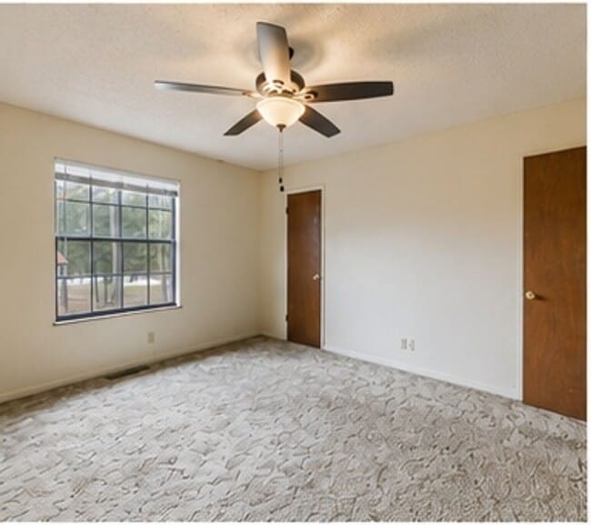 4434 Dorothy Dr