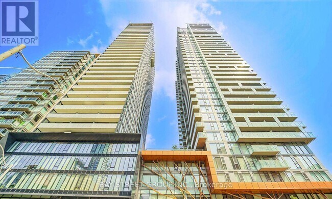 Photo - 50 Wellesley St E Unit 1002