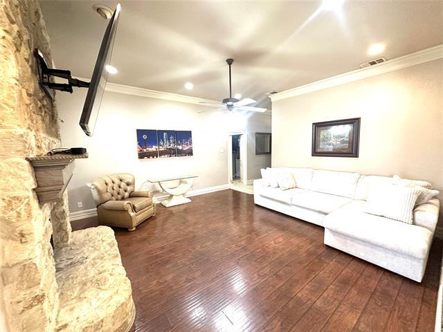 Photo - 1105 Shadybrook Ln