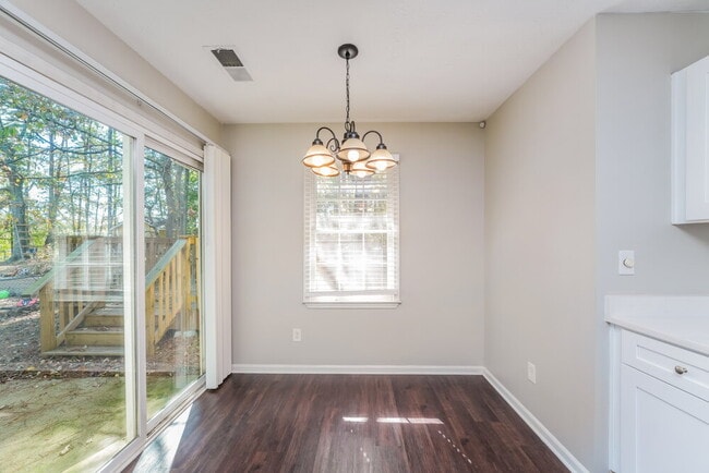 Photo - 1589 Cherry Hill Rd SW