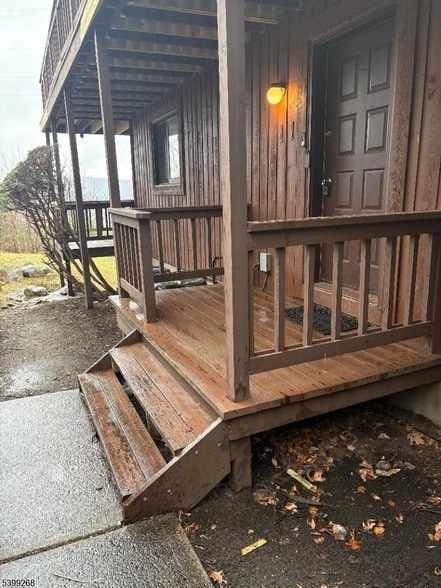 Building Photo - 7 Deer Valley Ln