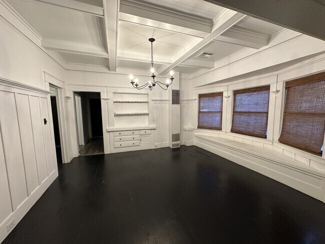 Photo - 2100 22nd St