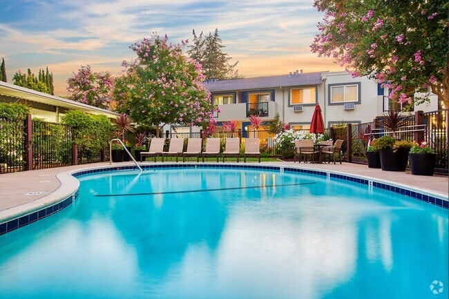 Building Photo - Pleasanton Place Rental