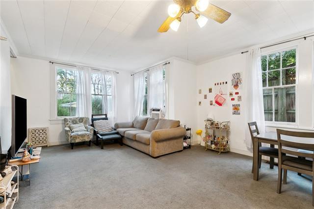 Photo - 7015 Willow St