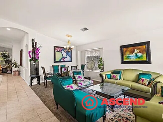 Photo - Stunning 4 Bedroom Home Off Brimhall Rd!