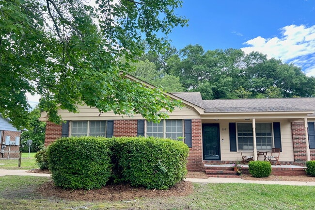 Photo - 728 Montclair Dr Casa