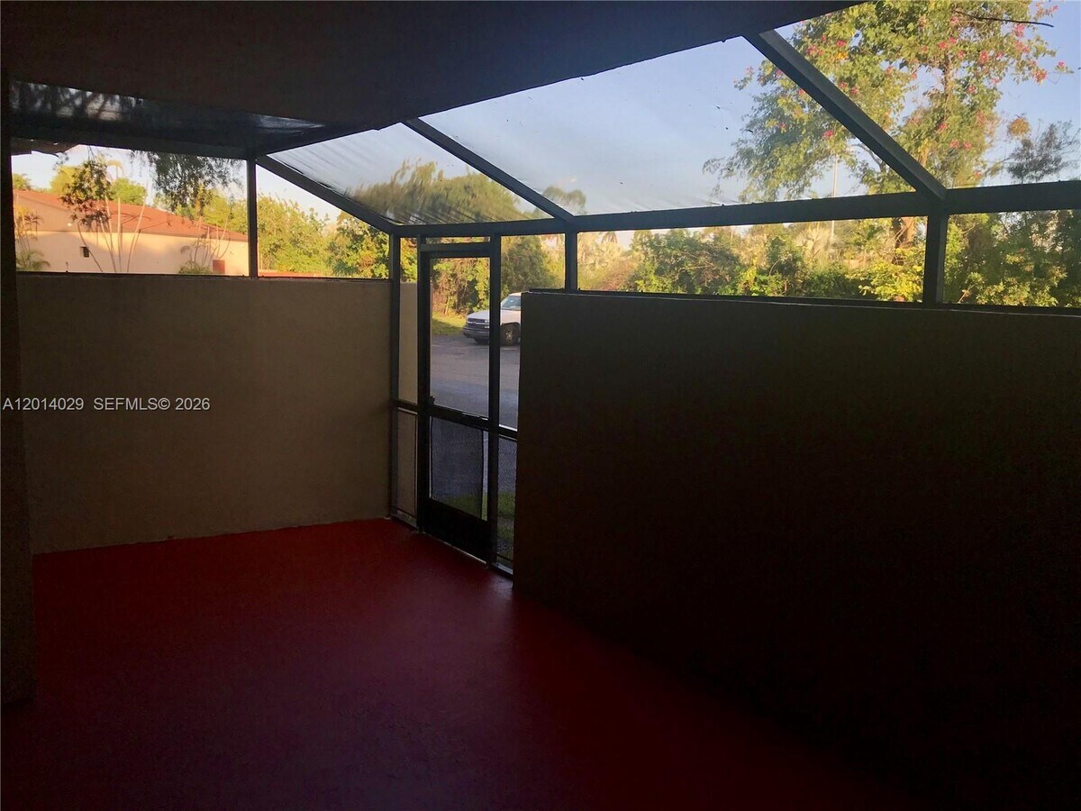 Photo - 10875 SW 112th Ave Unit 115