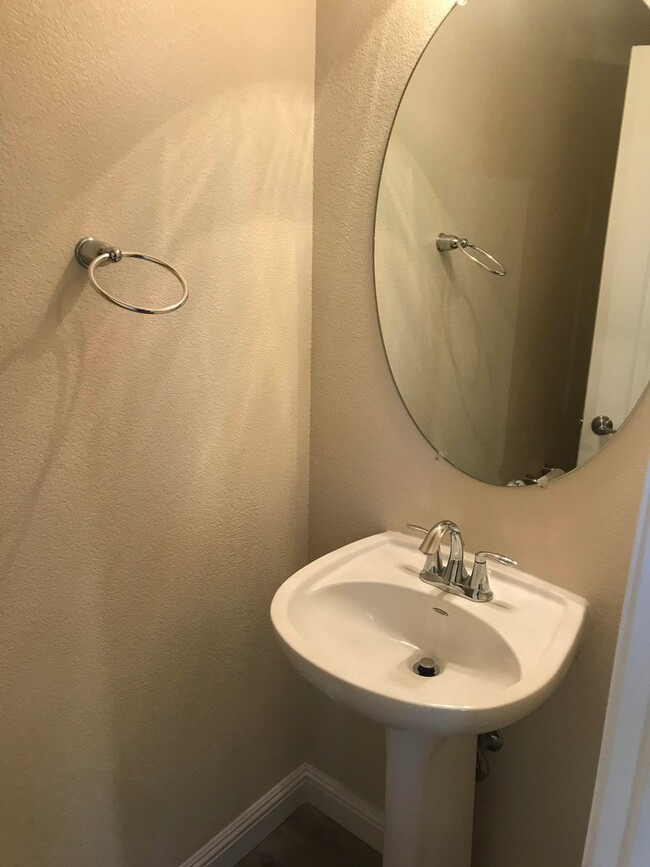 Photo - Cute Town-home in Truckee River Town-homes Subdivision