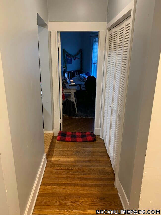 Photo - 170 Thorndike St Unit 1