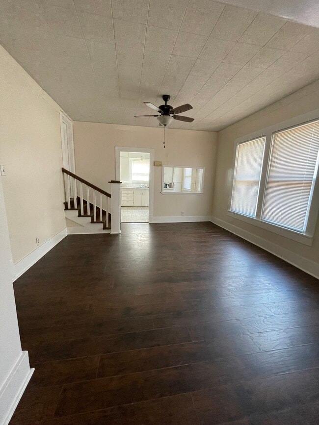 Photo - 1316 W Main St